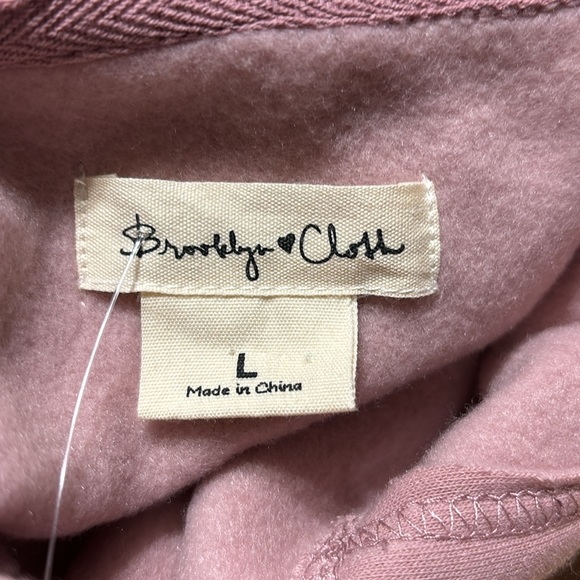 Brooklyn Cloth Pink Good Vibes Girls Club Crop Hoodie Sweatshirt Size Large - Picture 9 of 11